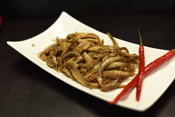 食掌柜香辣石头鱼