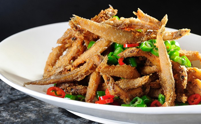 食掌柜香辣石头鱼