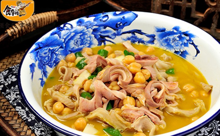 憨豆猪肚中的“憨豆”是什么？有何益处？