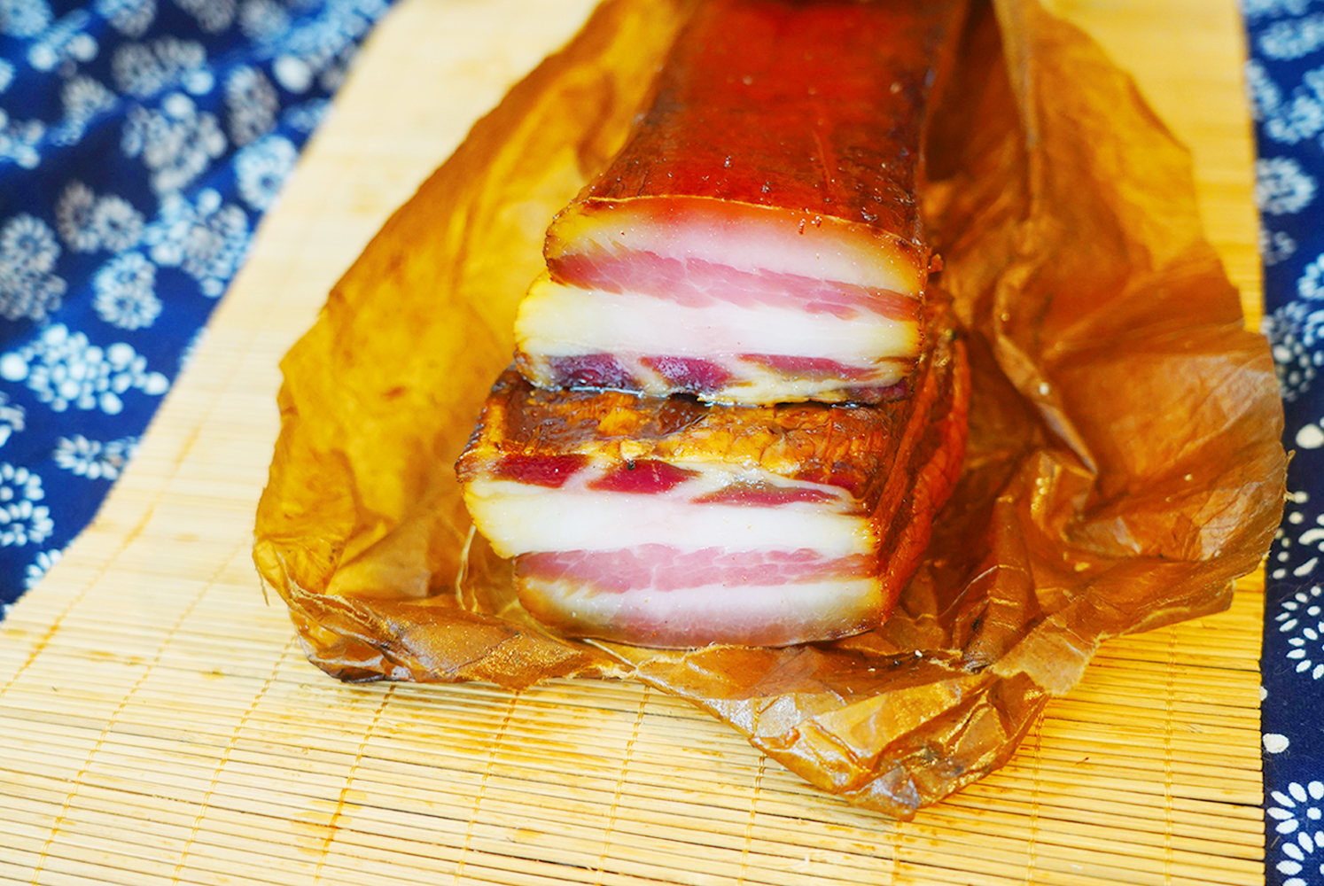 湖湘肴纸包腊肉